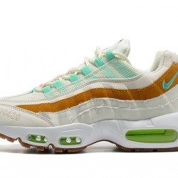 Pánské Nike Air Max 95 TT Bílá  Zelená Hnědá CZ0154-100 Obuv